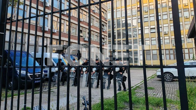 Blokiran novosadski su7d